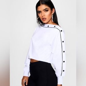Boohoo White Heidi Diagonal Popper Sweatshirt
